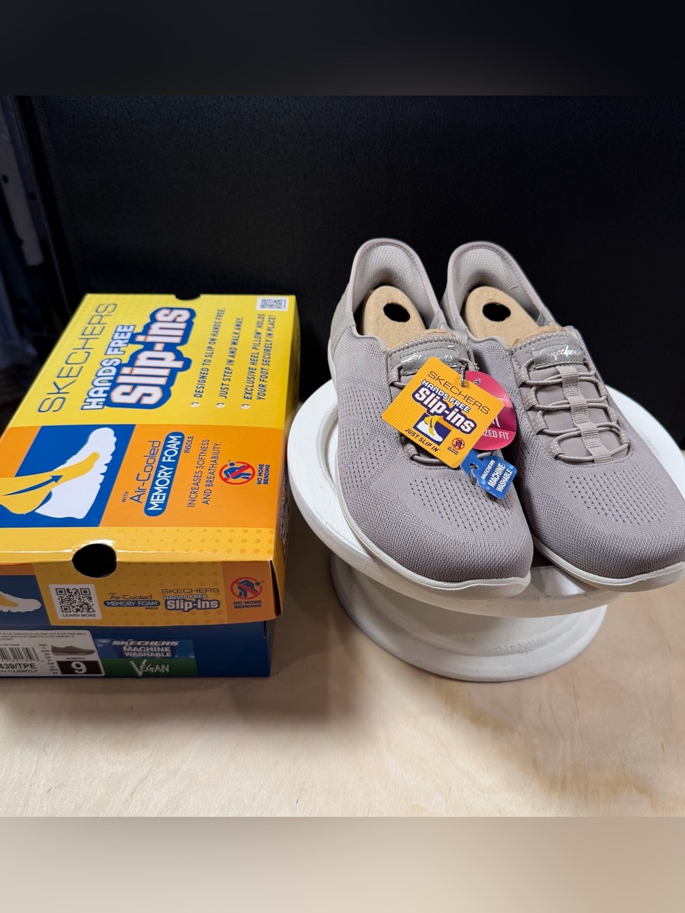 Women’s Skechers Newbury St-Lightly Slip-Ins Shoes Size 9 Taupe NIB